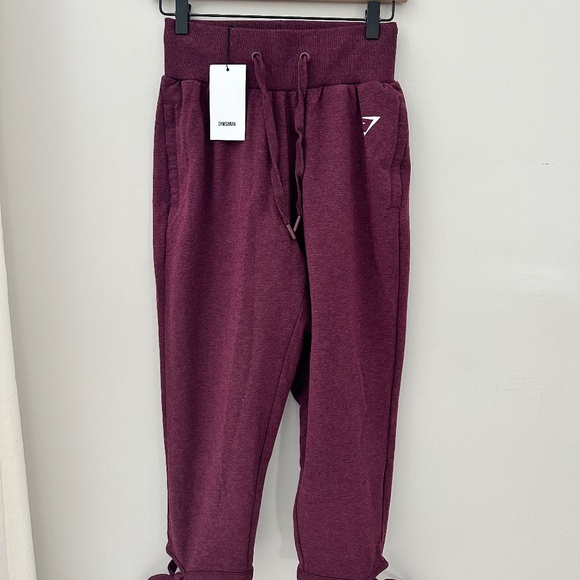 Gymshark Pants - NWT Gym Shark Women's Casual Athleisure Joggers SZ Small